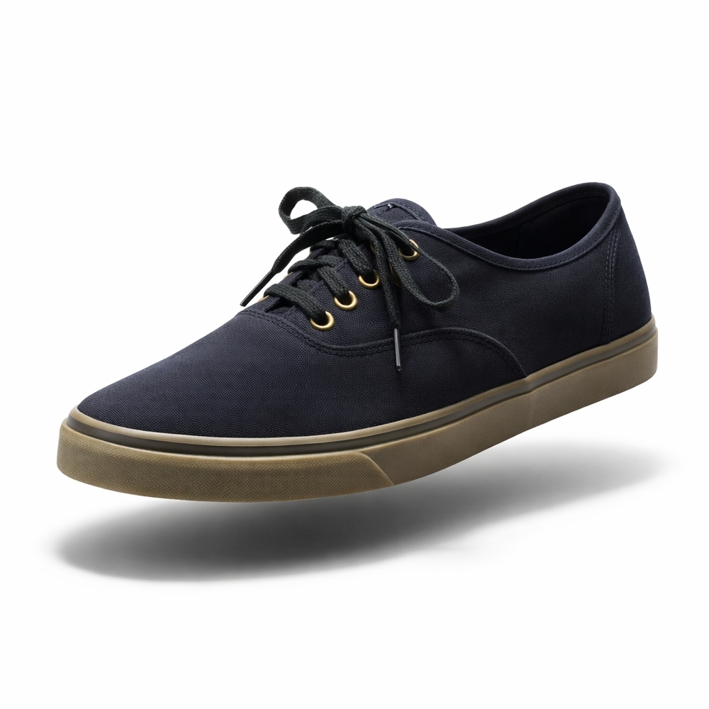 Black Vans Canvas Low-Top Sneakers – Clean Condition – Gum Sole US9 Men